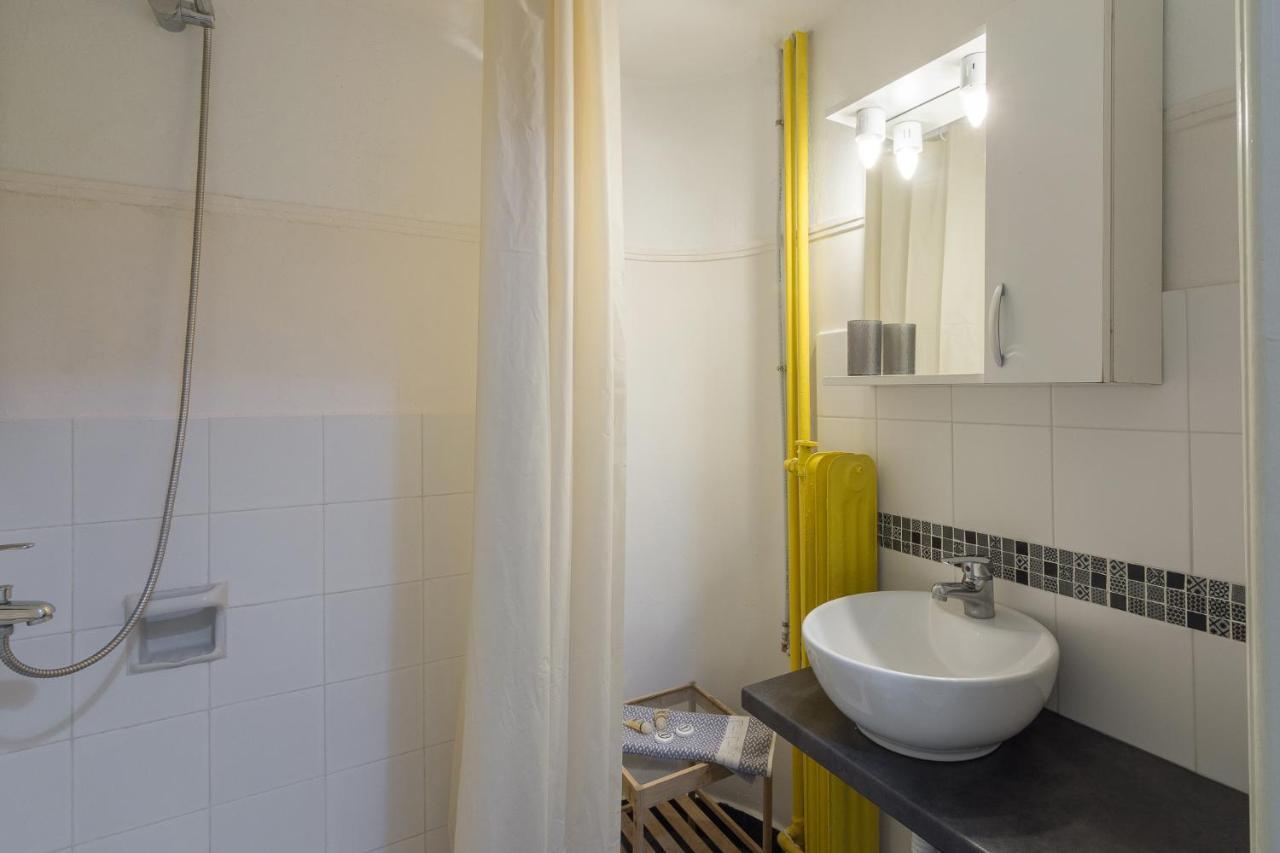 Spacious Apartment For Two People 아테네 외부 사진