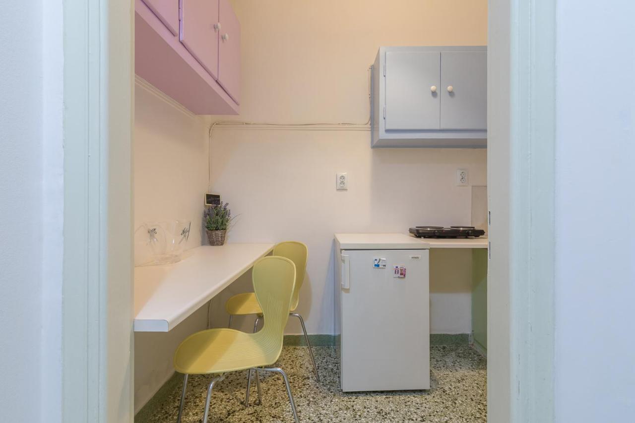 Spacious Apartment For Two People 아테네 외부 사진
